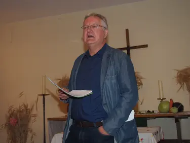 Abend der Begegnung 
Gedicht-Vortrag Dr. Scharrenbroich